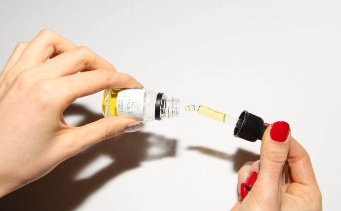 fresh therapies nourishing nail elixir