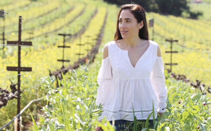 April Gargiulo von Vintner's Daughter - Hinter der Marke | Amazingy Magazine