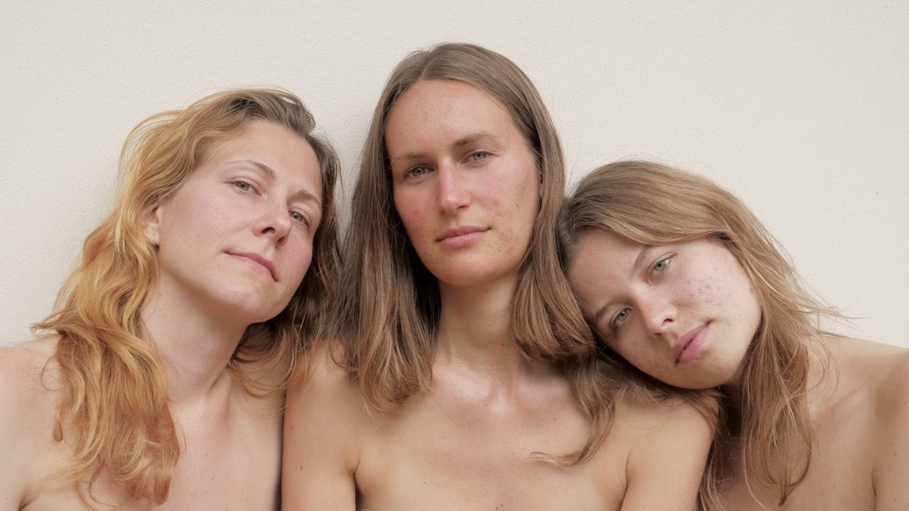 3 Amazingy Women — On living comfortably with skin problems