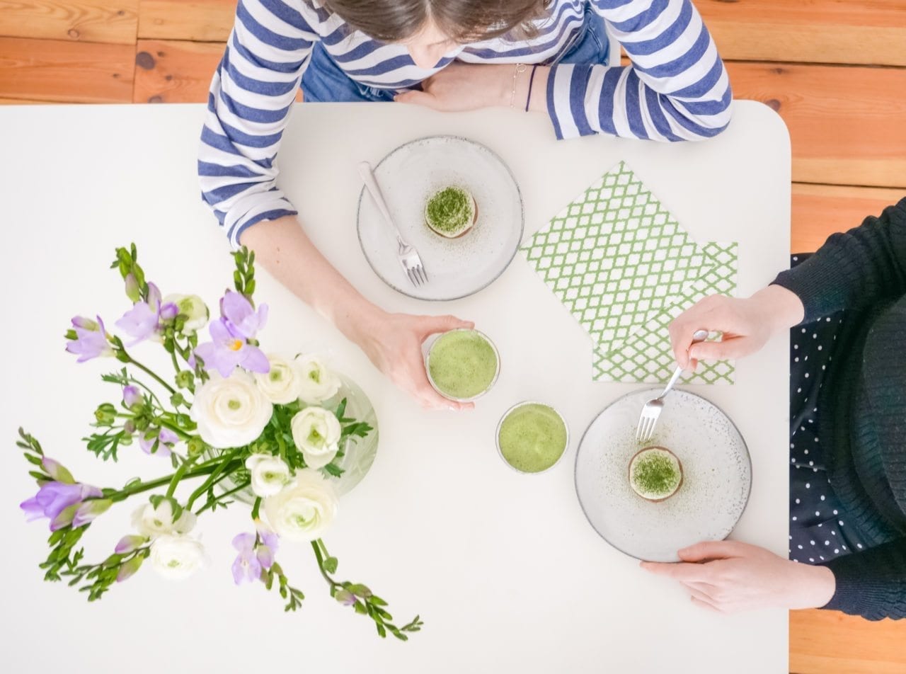 Rezept: No-Bake Mini Schoko-Kuchen (glutenfrei / vegan) | Amazingy Mag
