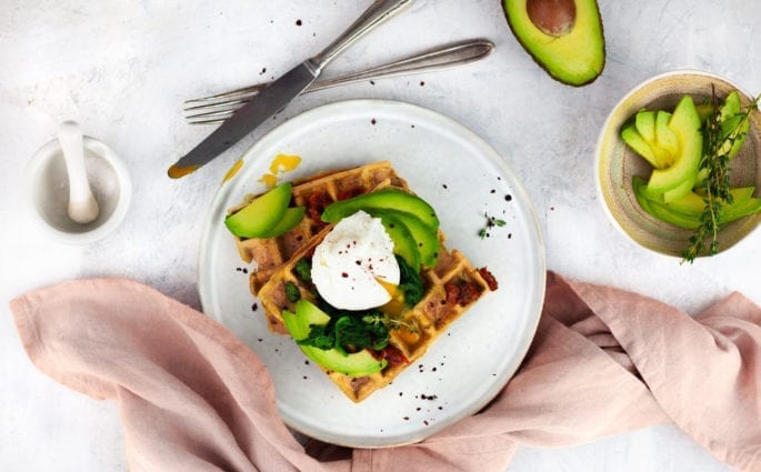 Savoury Waffles: Spinach, Sun-Dried Tomato & Thyme | Amazingy Magazine