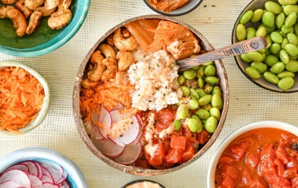 Poke Bowl mit gekochter Wassermelone (Vegan) - Rezept | Amazingy Mag