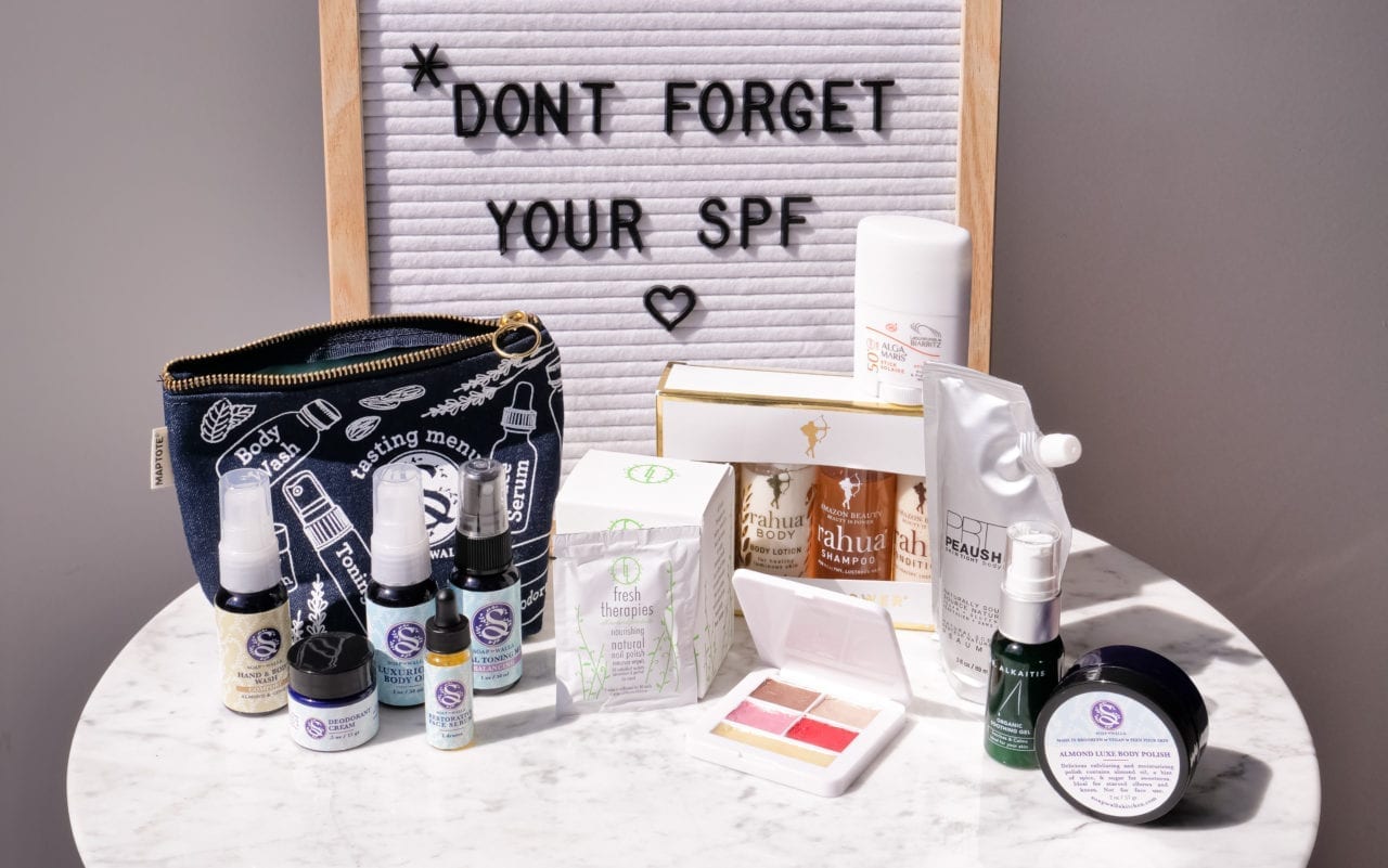 Travel Size Organic Beauty: Our Faves for Your Carry-On | Amazingy Mag