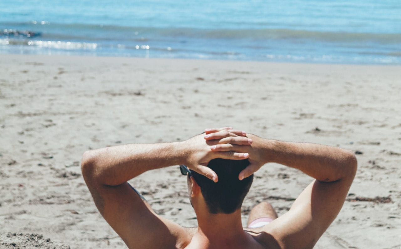 Amazingy Guides: Sunscreen vs. Moisturizer with SPF | Amazingy Magazine