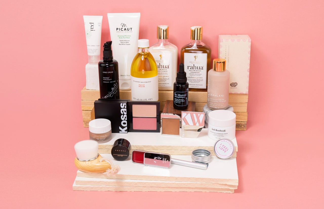 Amazingy 2020 Holiday Giveaways (Week 4) — "Amazingy's Beloved" Set | Amazingy Magazine
