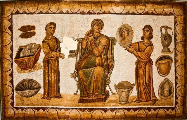 Mosaic of Matrone at his toilet. National Museum of Bardo.