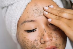 Eye on Ingredients: AHA, BHA & PHA (Zeit für ein Peeling!)